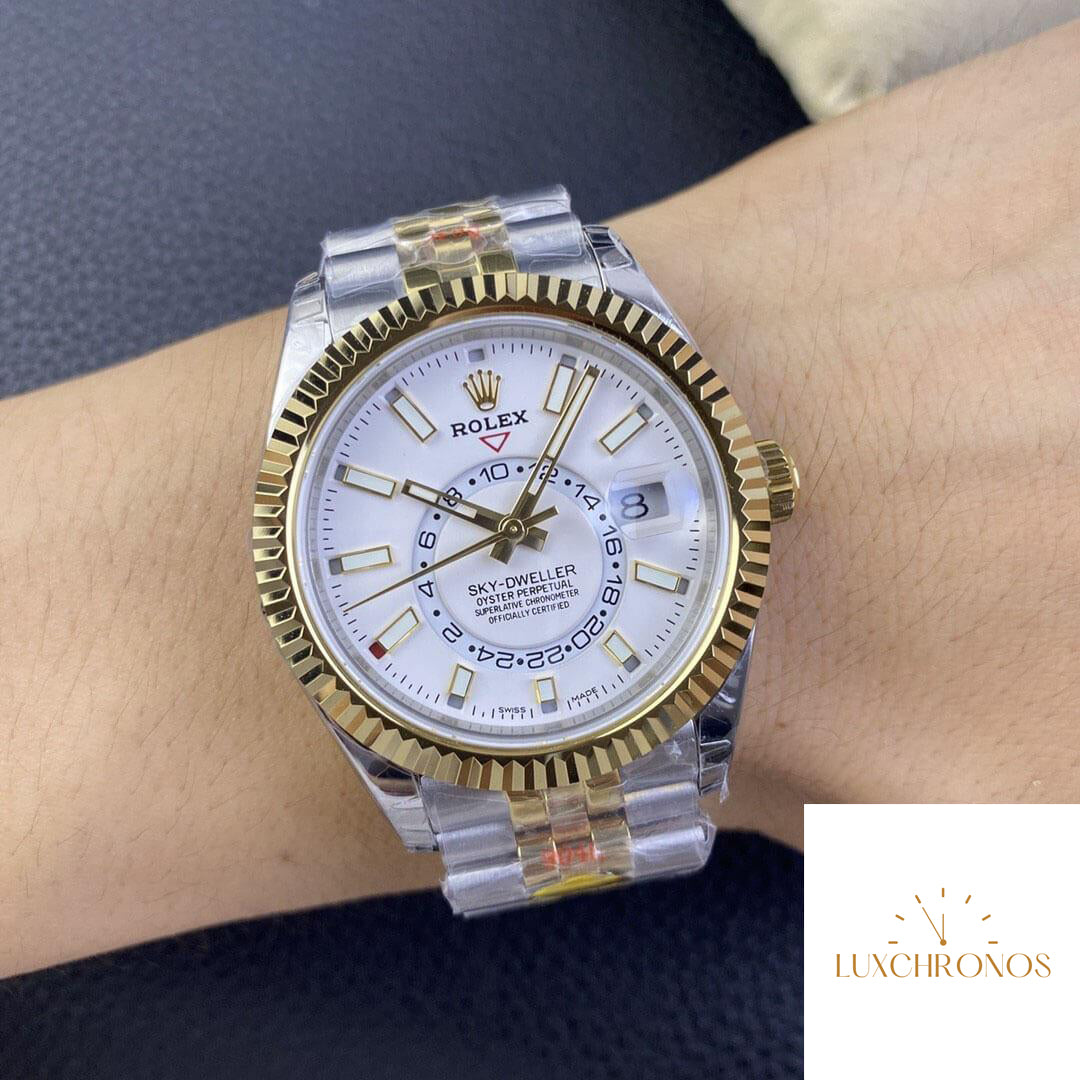 Replica Rolex Sky Dweller M336933-0006 1:1 Best Edition Noob Factory V2 White Dial