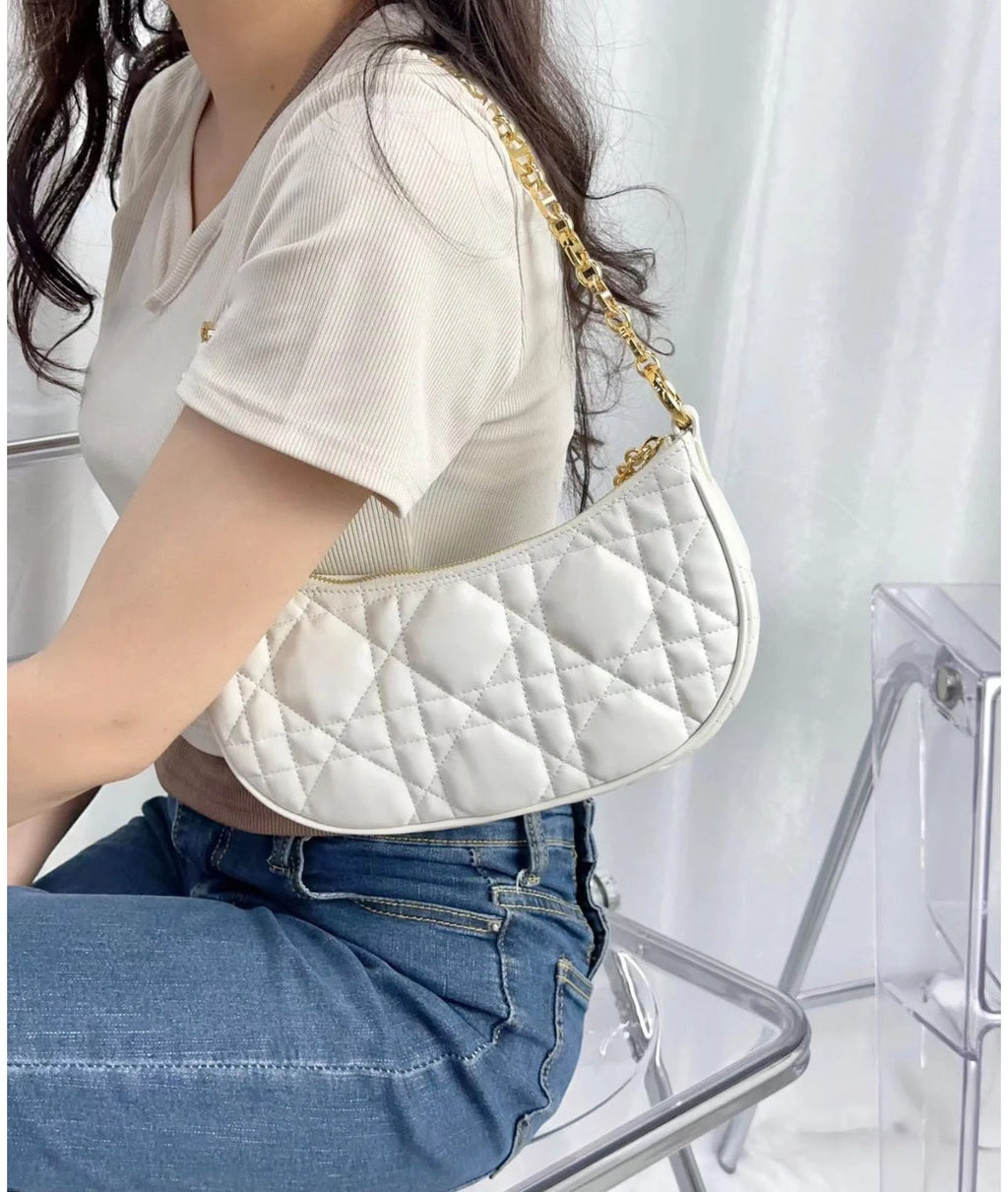 001White
