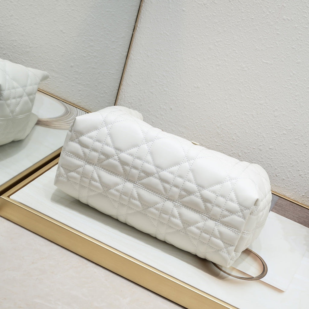 Toujours-5888-Medium-White