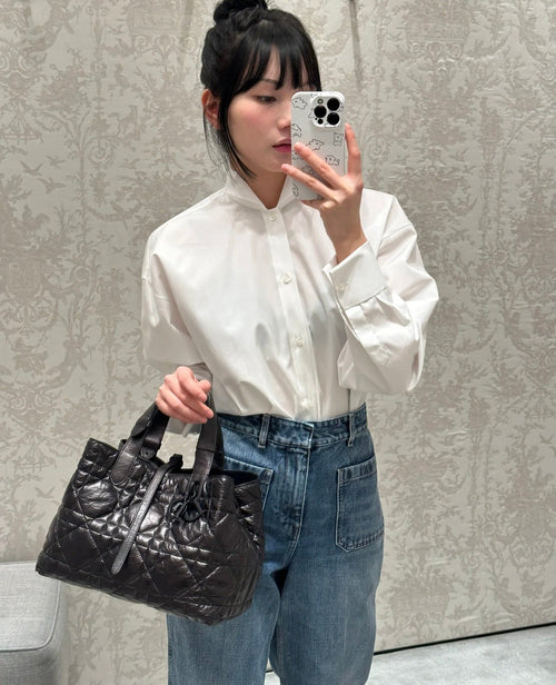 003Black