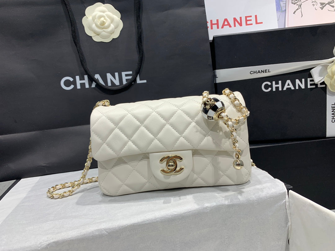 Chanel AS1787#