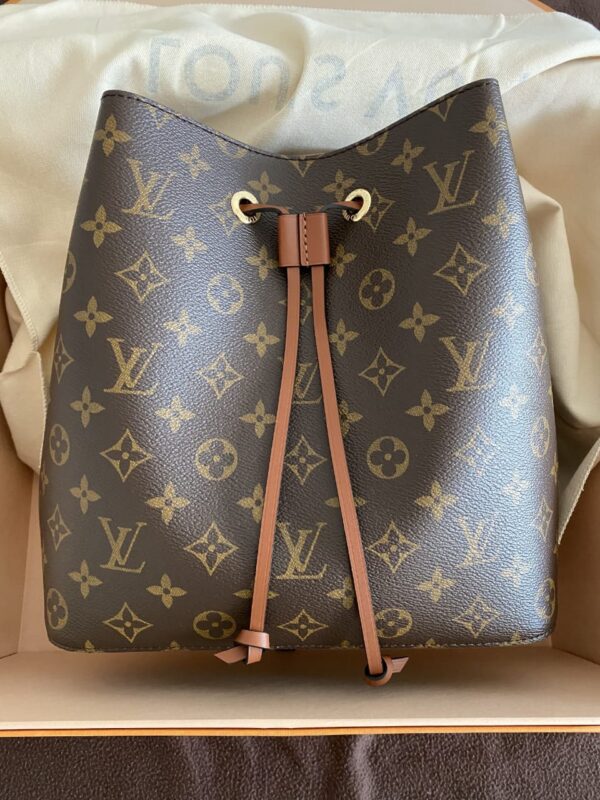 LOUIS VUITTON N¨¦ONO¨¦ MONOGRAM BROWN