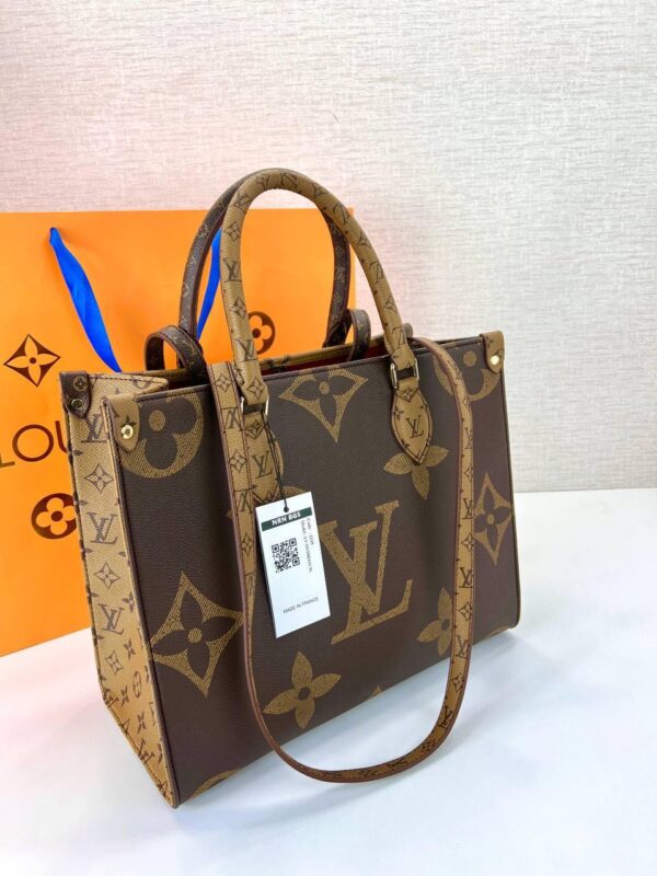 LOUIS VUITTON ONTHEGO MM